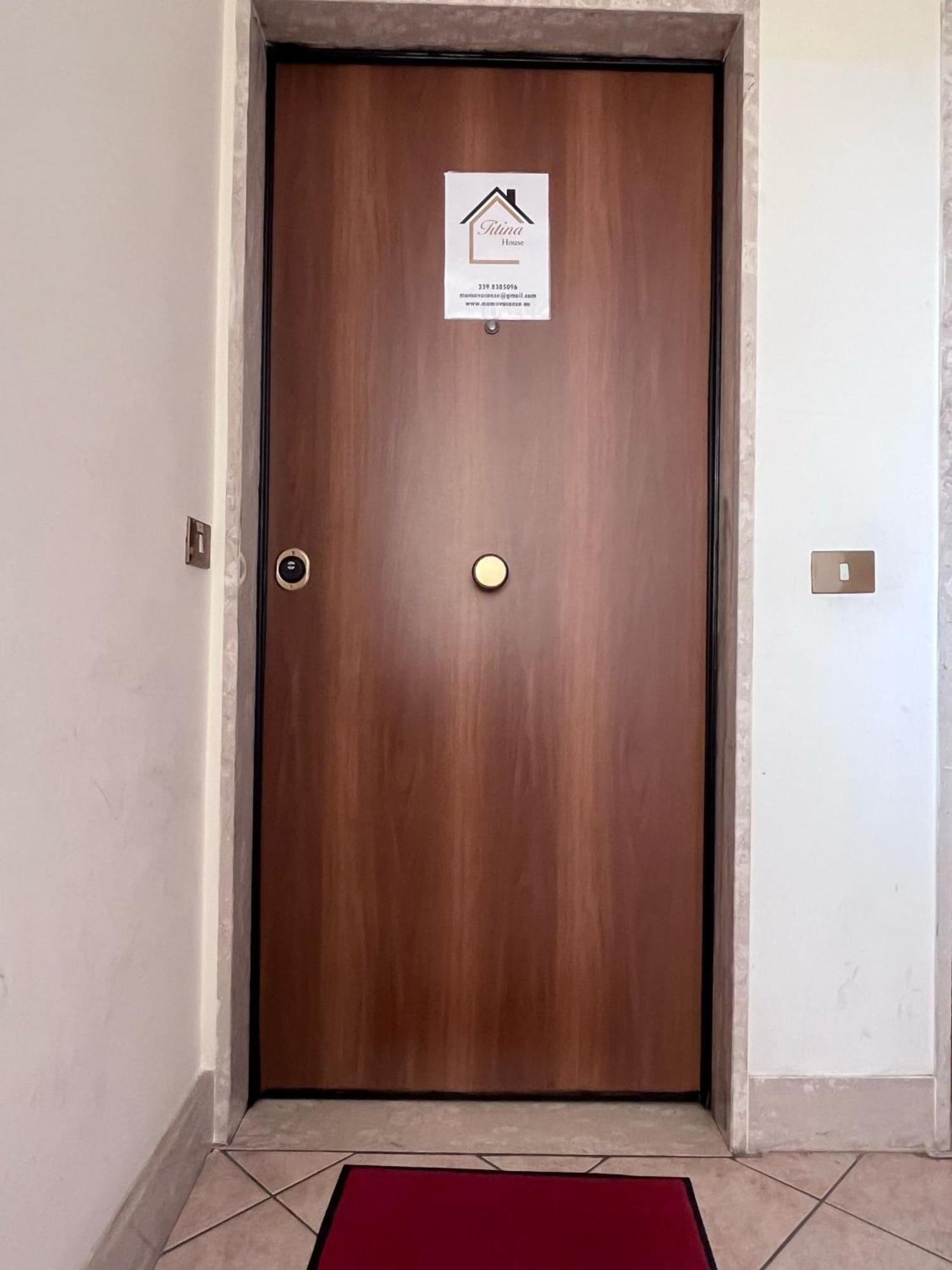 شقة Fco Airport Titina'S House فيوميتشينو المظهر الخارجي الصورة
