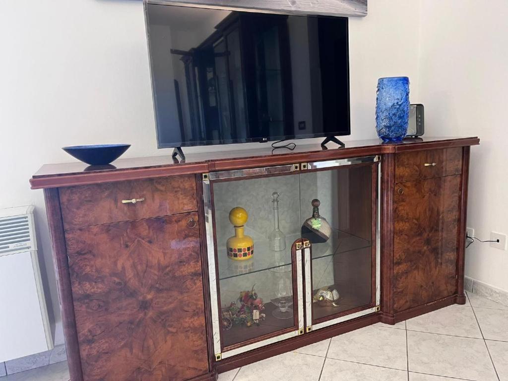 شقة Fco Airport Titina'S House فيوميتشينو المظهر الخارجي الصورة