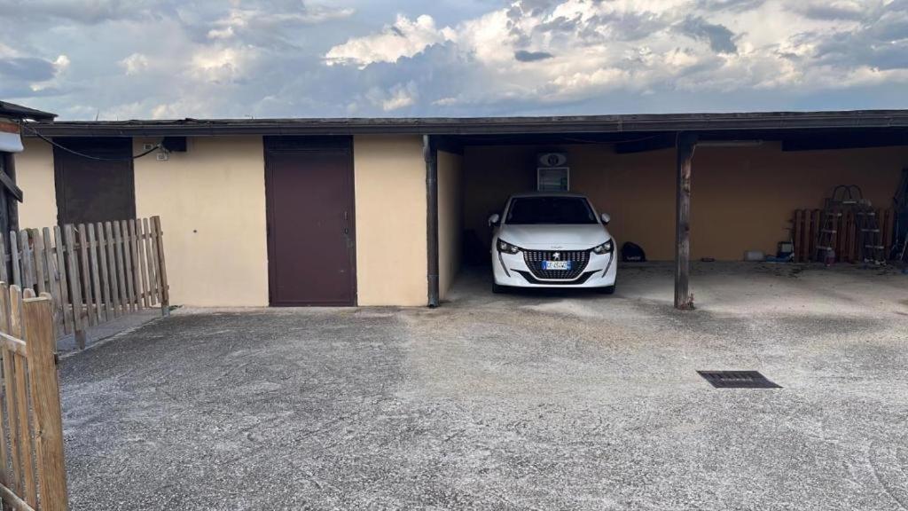 شقة Fco Airport Titina'S House فيوميتشينو المظهر الخارجي الصورة